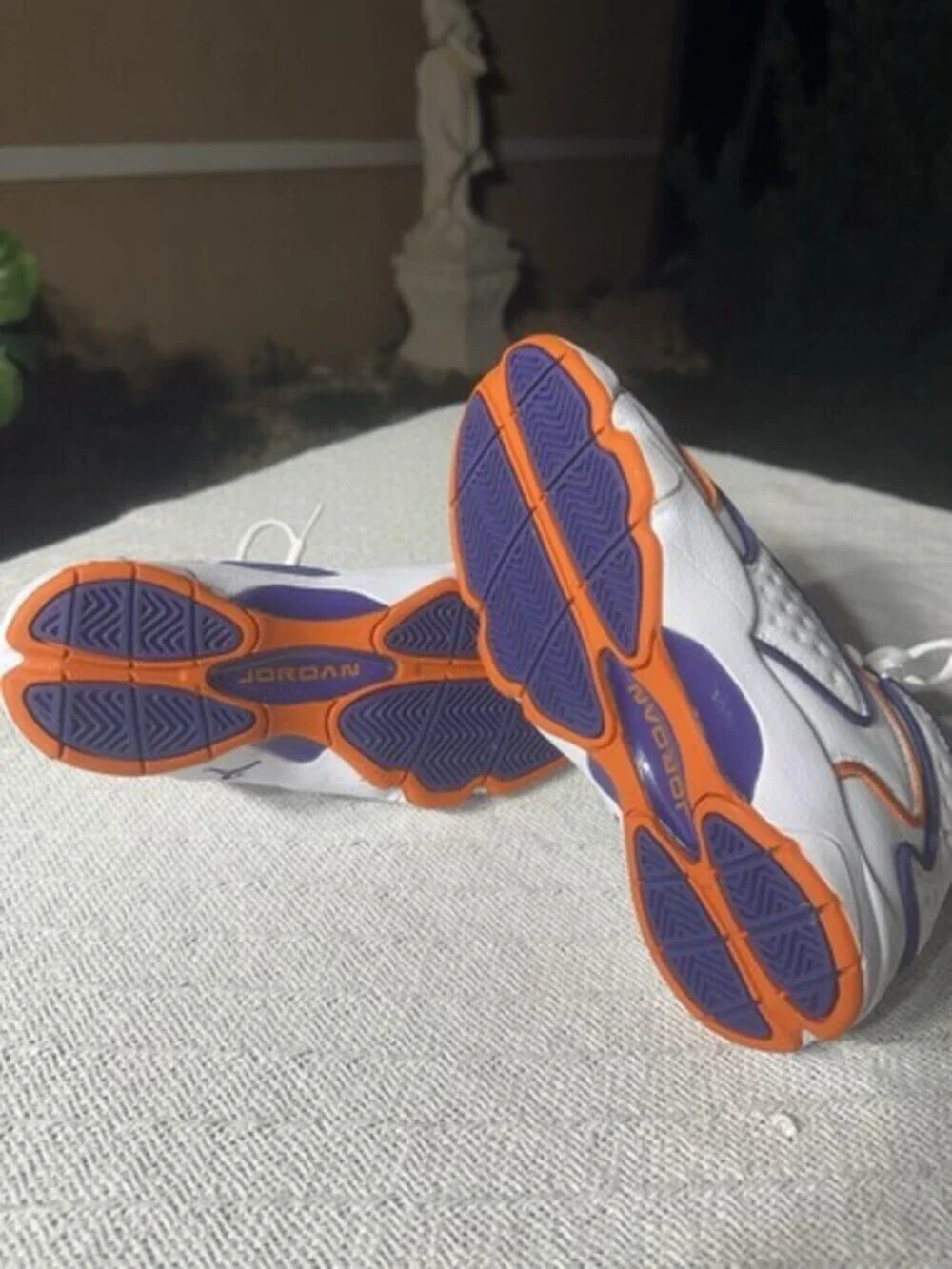 Wmns Air Jordan OG 'Suns' Sneakers